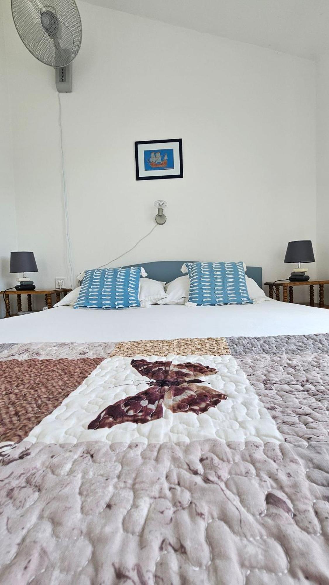 Apartmani Ela Prvić Luka Zewnętrze zdjęcie
